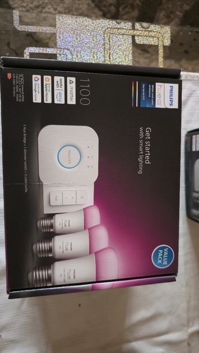 Philips Hue Starter Pack 3x E27 + Bridge + Remote Sigilat