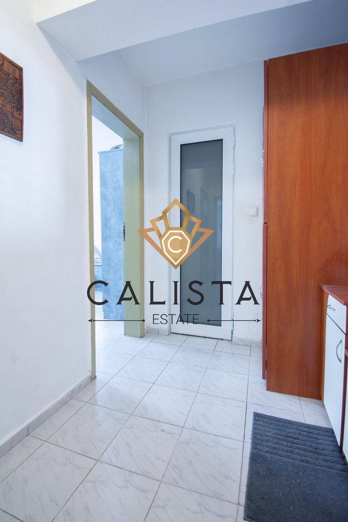 Дава се под наем Двустаен апартамент в София, Хладилника - 76 кв.м за 575 € - Снимка #7