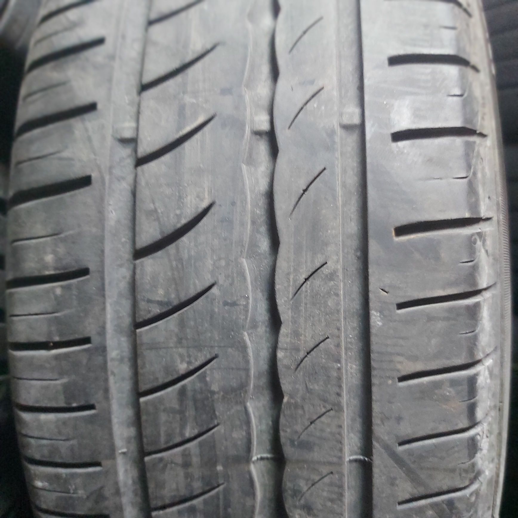 195/55/15" pirelli 4бр.гуми