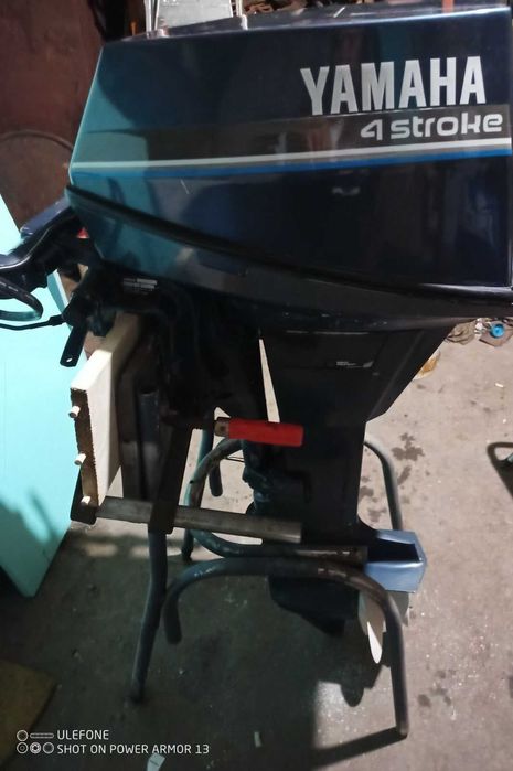 Извънбордов двигател YAMAHA 8 коня