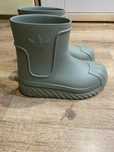 Vand cizme Adidas