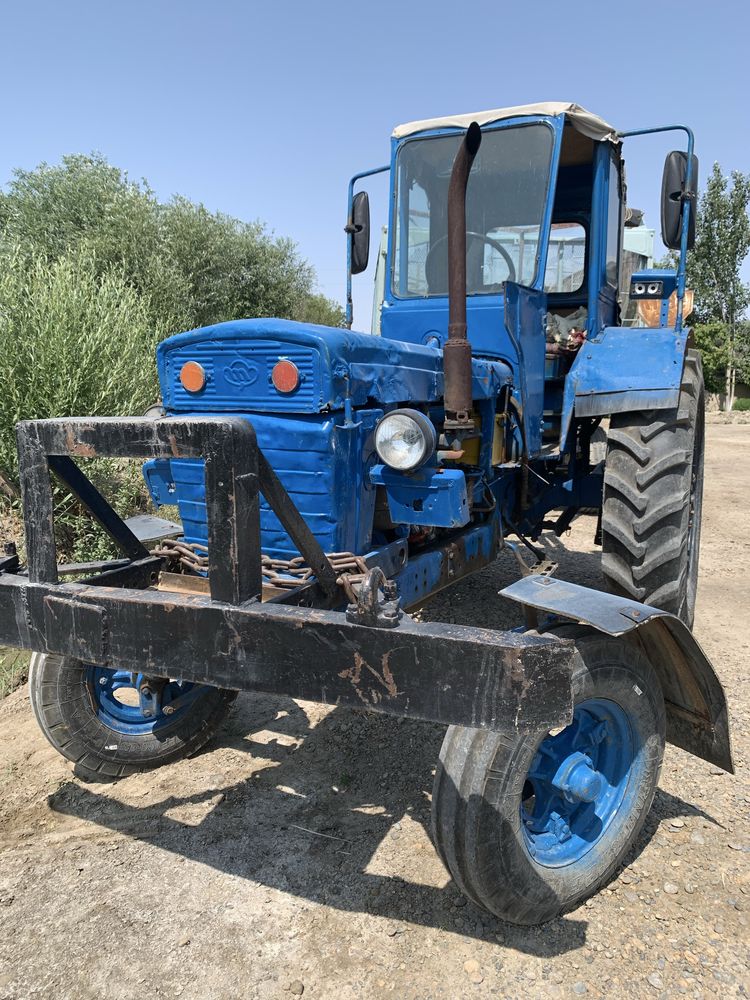 Traktor T28 Buxoro