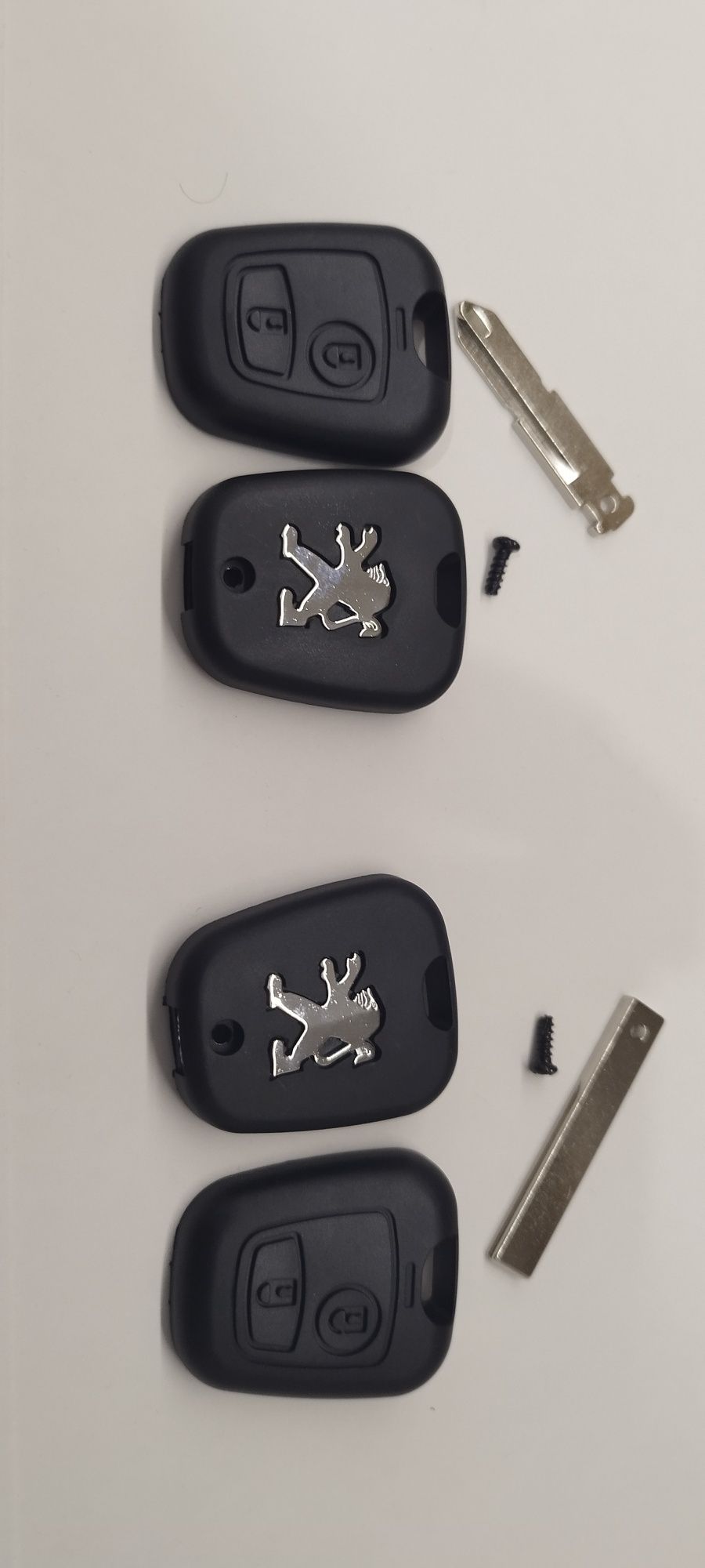 Нови ВИСОКОКАЧЕСТВЕННИ КУТИЙКИ за ключ Пежо Peugeot 206 307