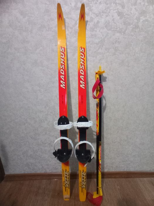 Лыжный комплект детские