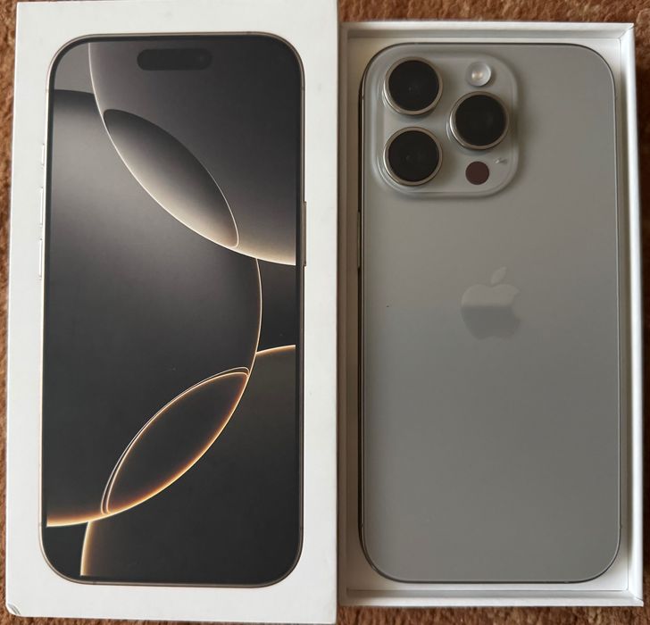 Apple iPhone 16 Pro, Natural Titanium 256GB, 3 год гаранция
