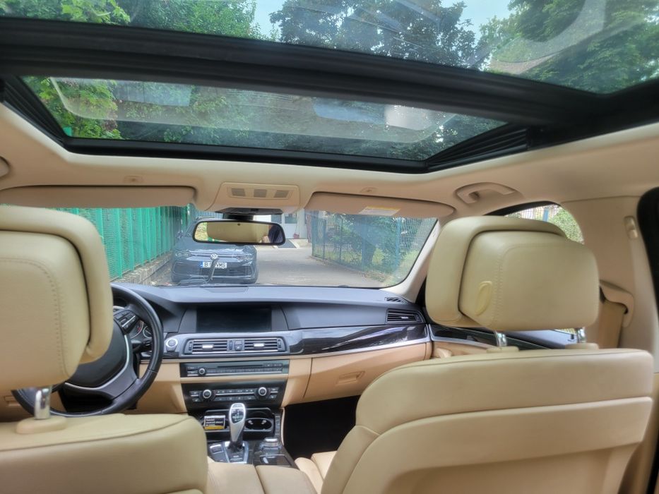 BMW 520i - 184 Cp - piele - panoramic