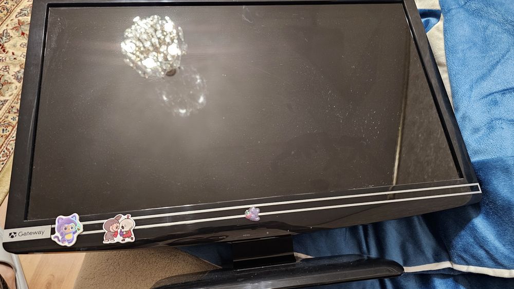 Монитор для компьютера 23"