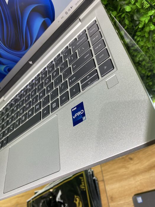Hp elitebook core i7 pro eng zoʻridan