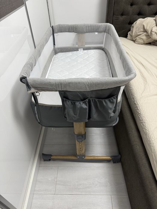 Patut co-sleeper Lionelo Leonie