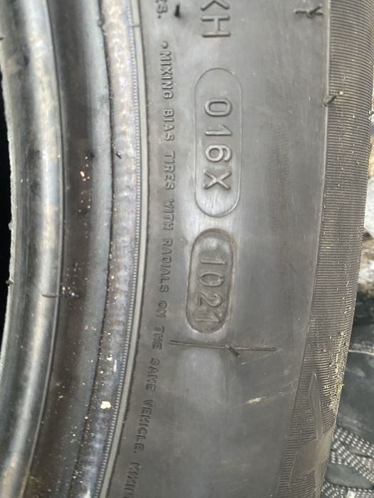 2x Anvelope iarna 225 60 17 Michelin