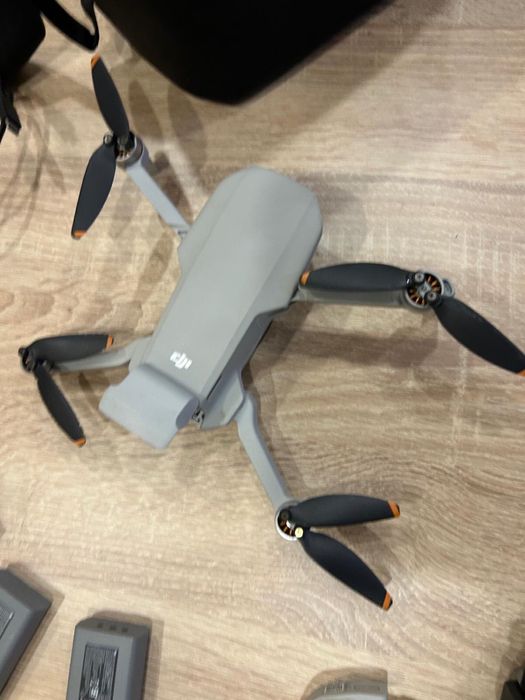 Dji mini 2 fly more combo