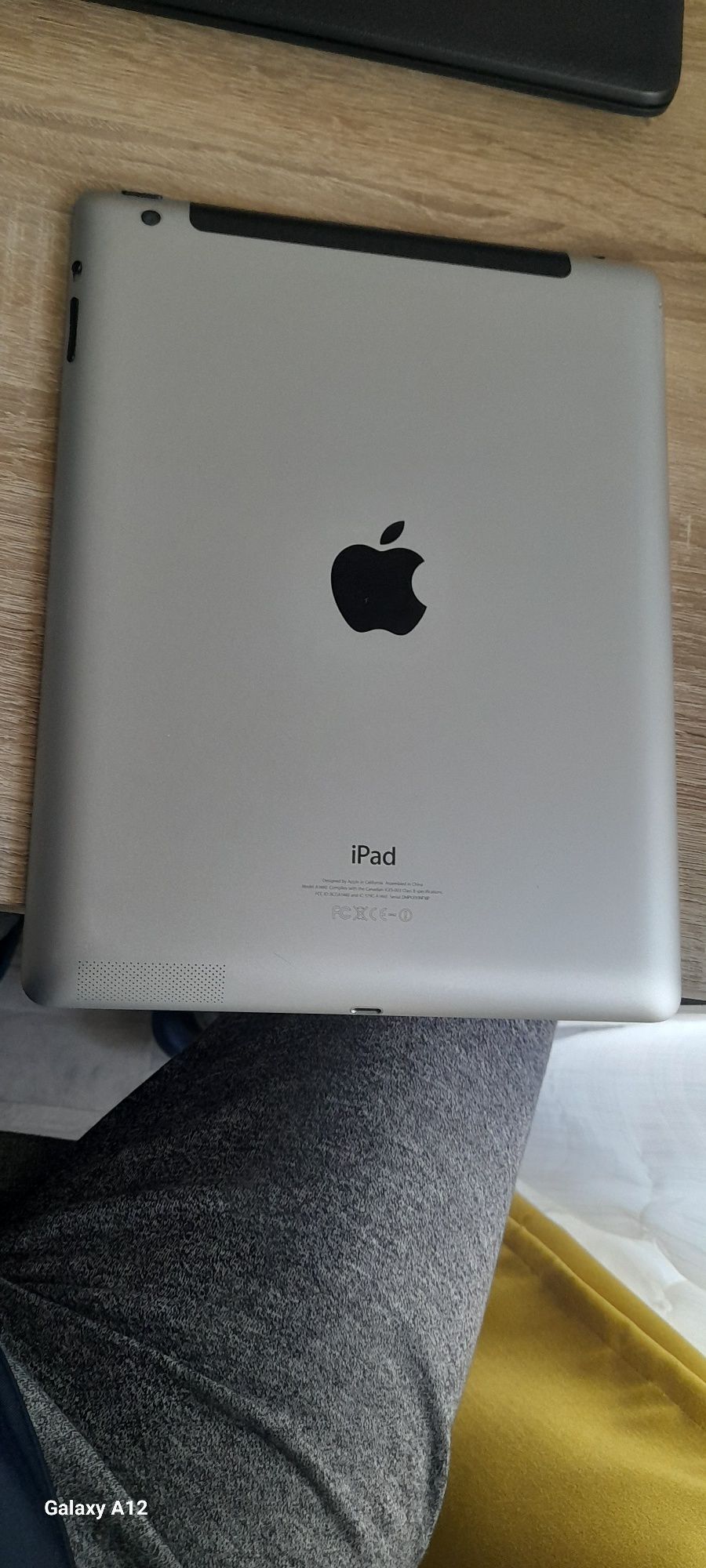 Ipad generația 4 A1460 cu sim