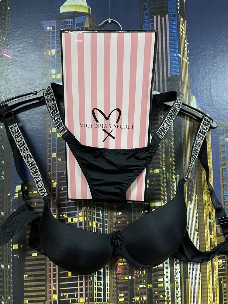 Set Victoria’S Secret (sutien+lenjerie intima)