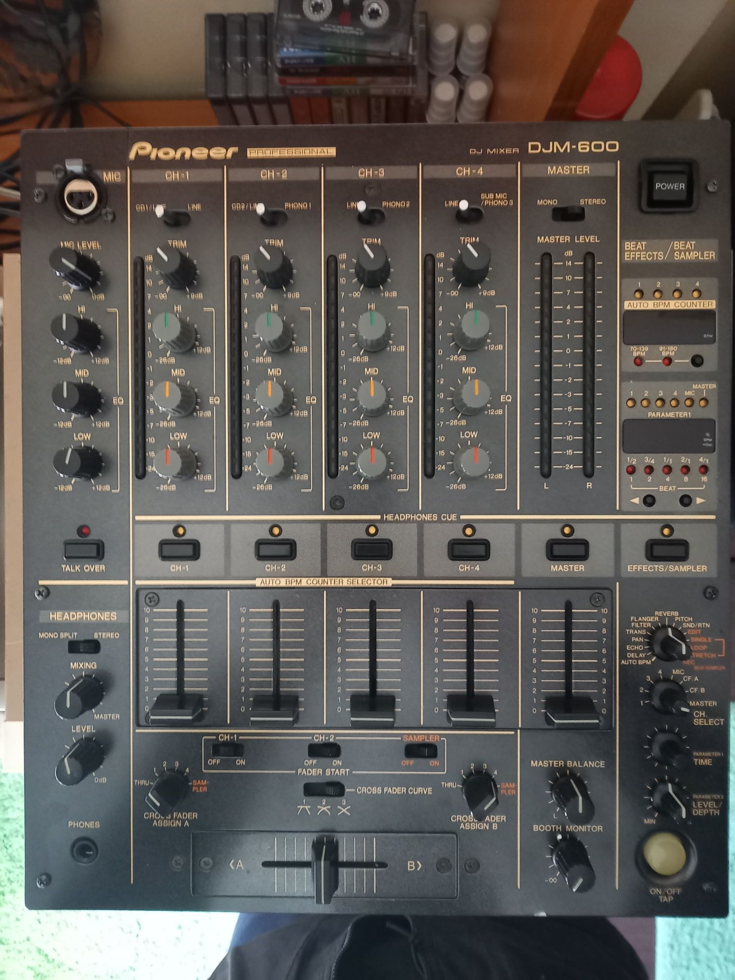 Pioneer djm 600 mixer profesional 4 canale