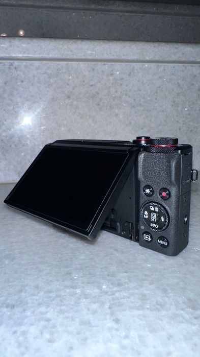 Дигитален фотоапарат Canon PowerShot G7X Mark III, 20.1MP, 4K, Черен