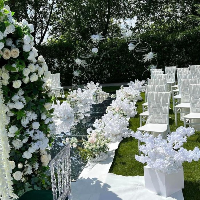 Decor si aranjamente florale nunta/botez/evenimente
