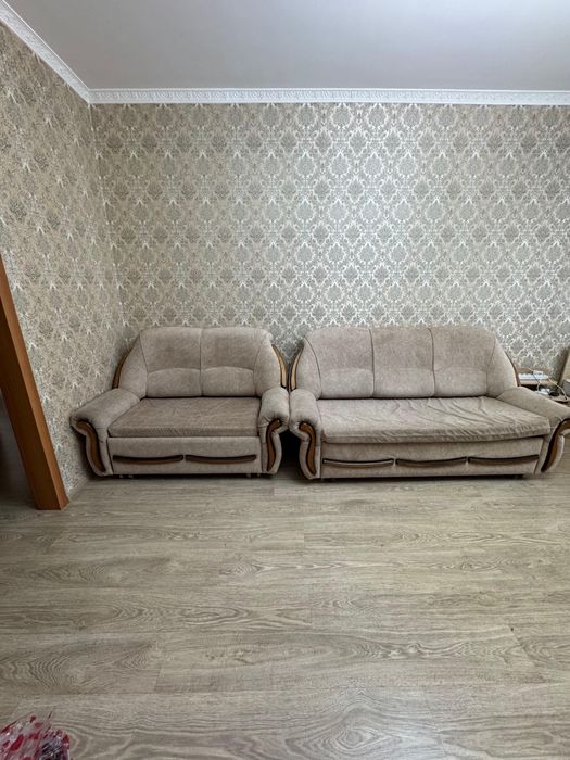 Продам 2 дивана