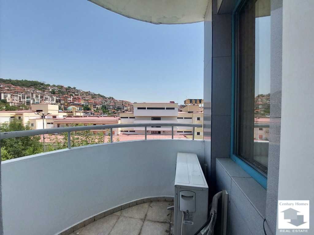 Продава се Двустаен апартамент в Велико Търново, Център - 57 кв.м за 2193 €/кв.м - Снимка #4