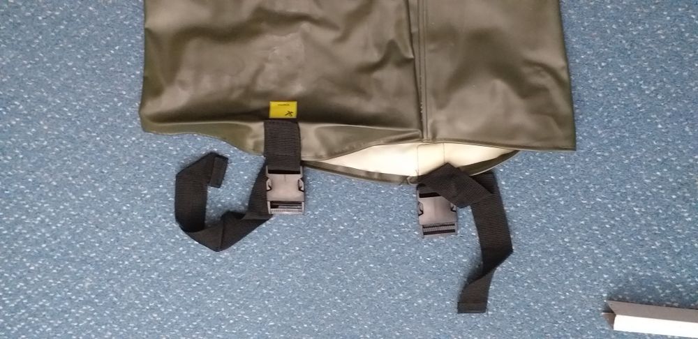 Cizme sold marimea 44