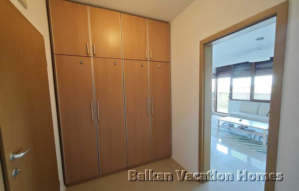 Добре поддържан апартамент в престижен голф комплекс близо до Балчик.