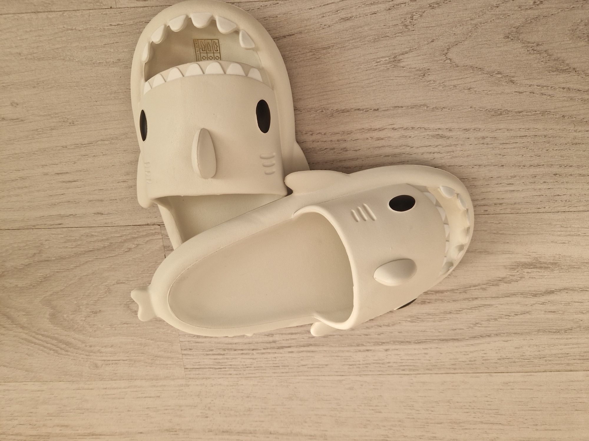 Papuci casa / plaja comfy shark / rechini unisex 20, 36-37 , 38-39,
