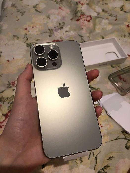 Срочно iphone 15 pro max 256gb