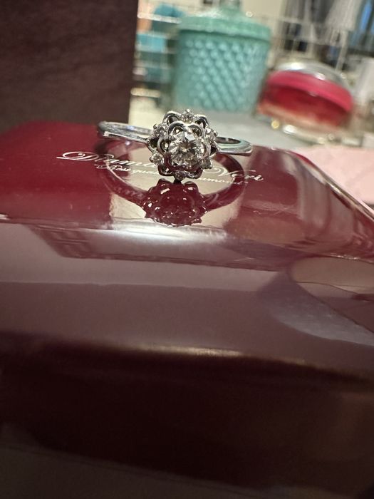 Inel din aur de 18K si diamante naturale