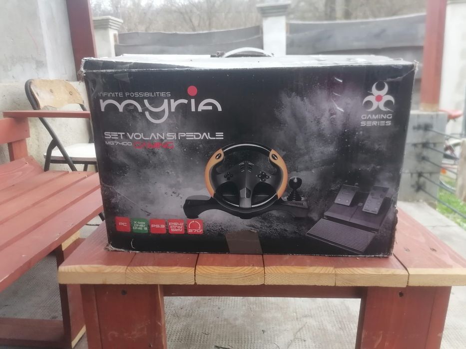 Vând Volan Gaming PS3, PS4, PC, Xbox one