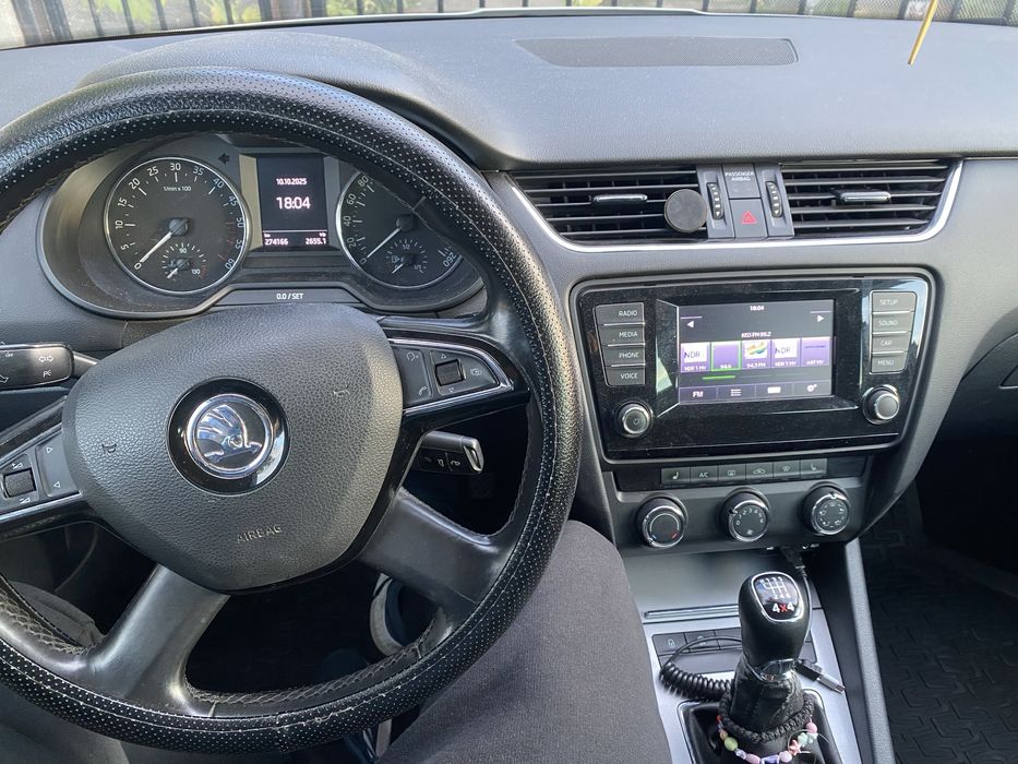 Skoda octavia 2014  / 4*4 permanent