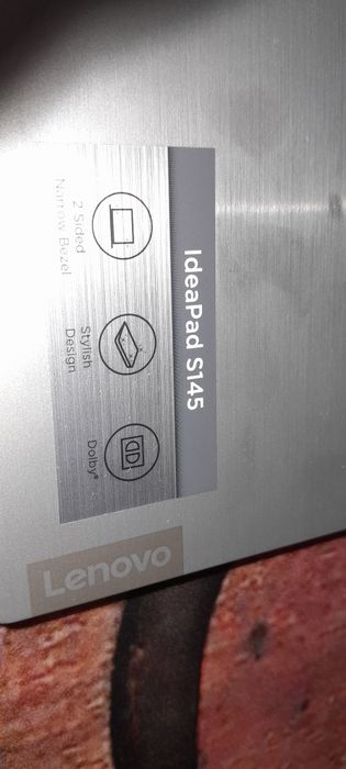 Laptop Lenovo stare excelenta ca nou puțin folosit