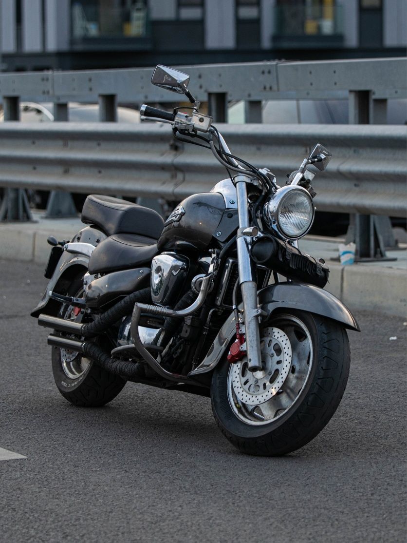 Suzuki Intruder VL 1500 LC