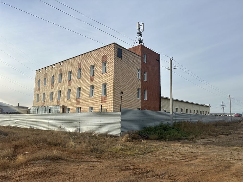 Сдам в Аренду Офисы с боксами и територией