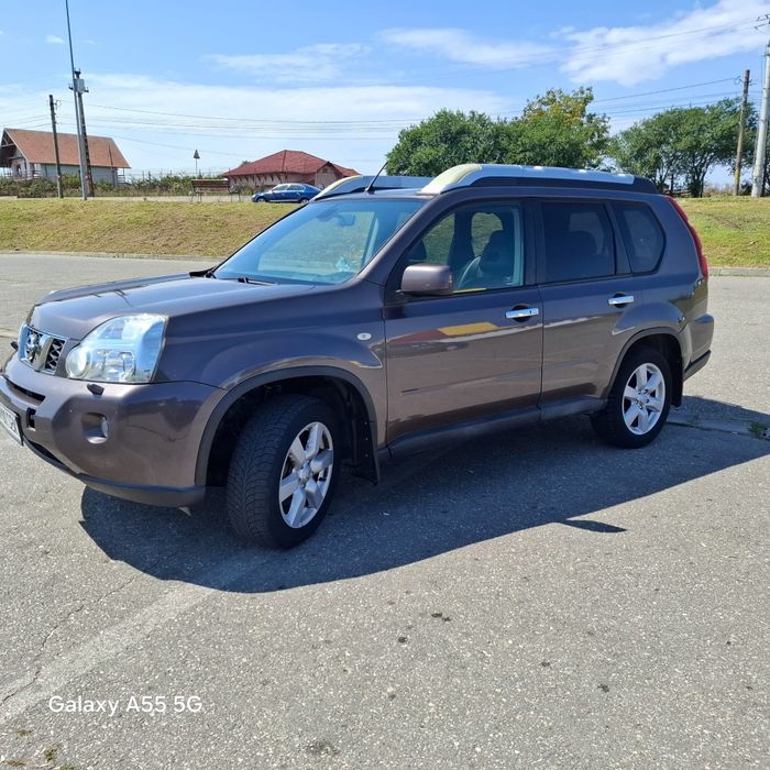 Vând Nissan x-trail Model T31