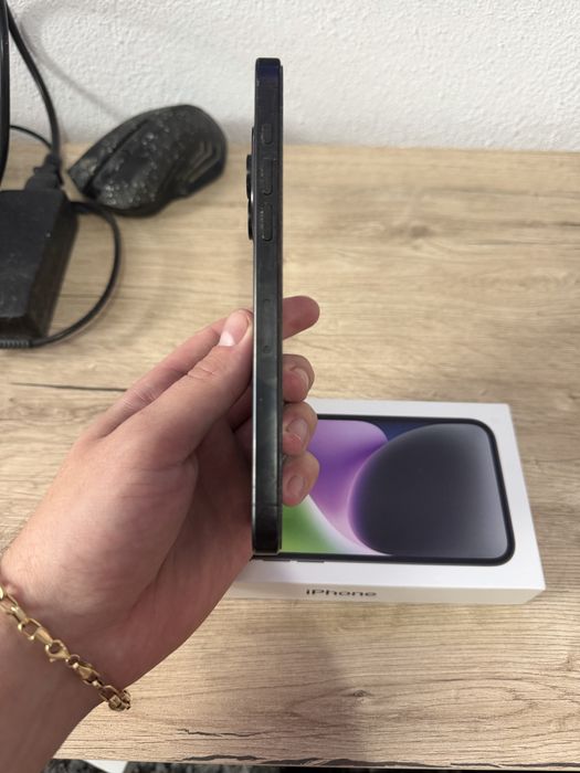 Vand iphone 15 pro max 256 GB