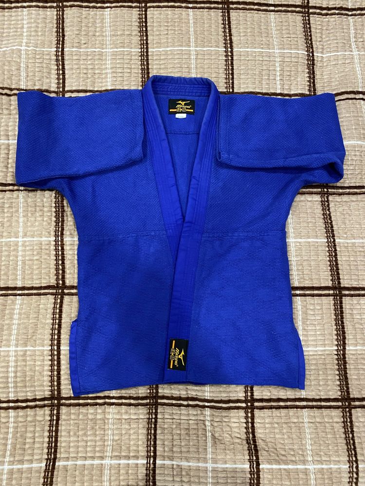 Продам кимоно для дзюдо от mizuno 2/150