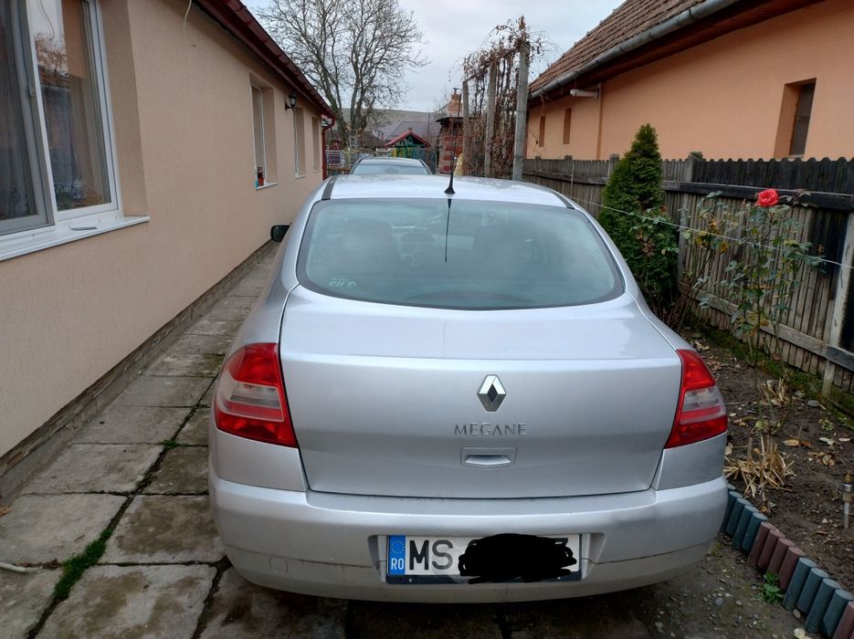 Renault Megan 2 din 2009 cu 100.900 km