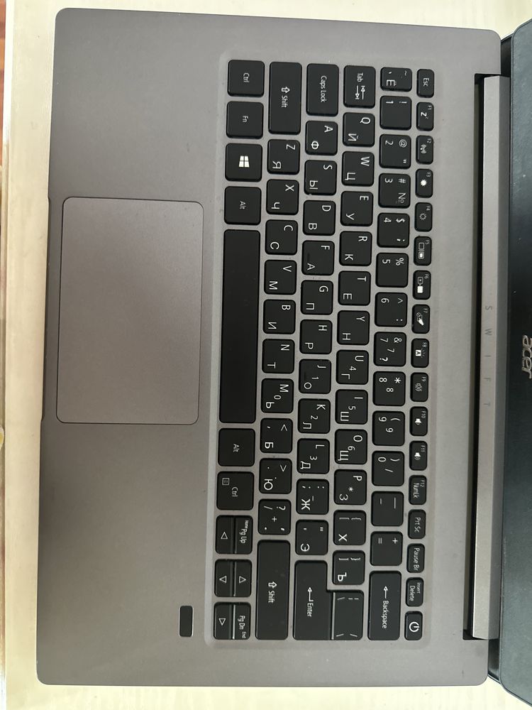 Acer. Ultra Book. Core I 7 / 2020 года