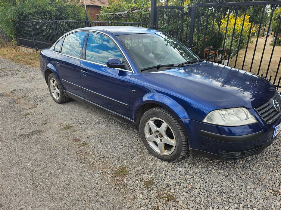 Продавам пасат 5.5 TDI 1.9 2001г,автоматик