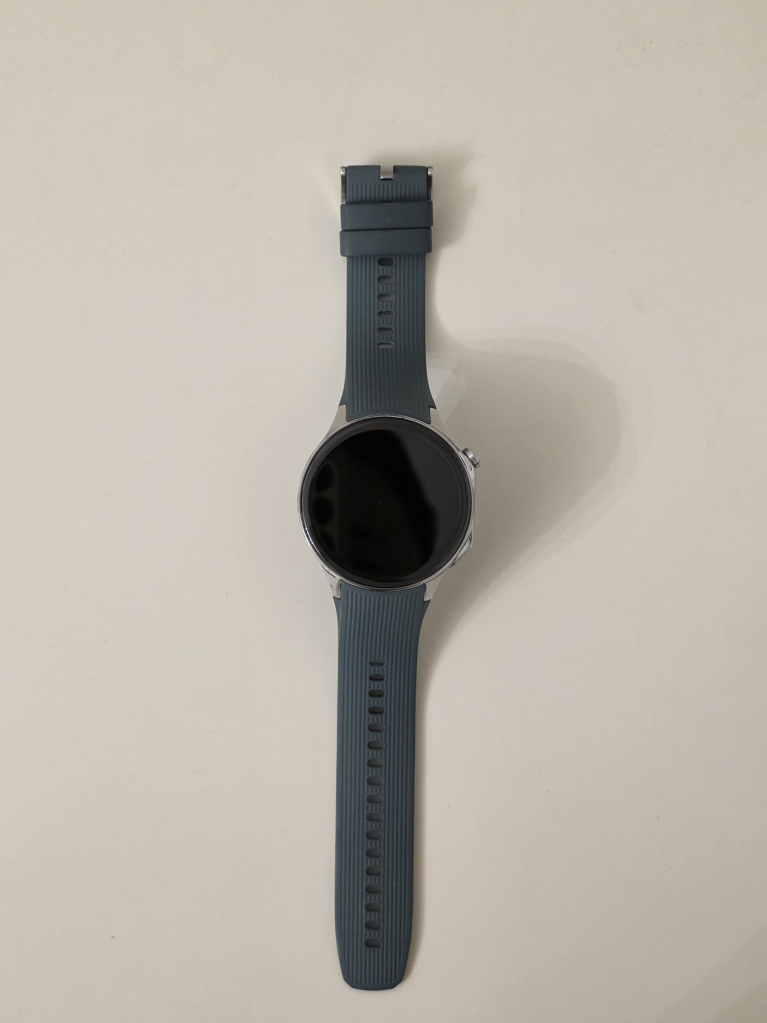 Продам OnePlus Watch 2