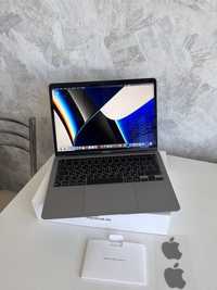 MacBook Air m1,256 gb