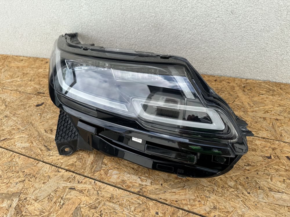 Far dreapta Land Rover Range Rover VELAR L560 Full LED Original Europa