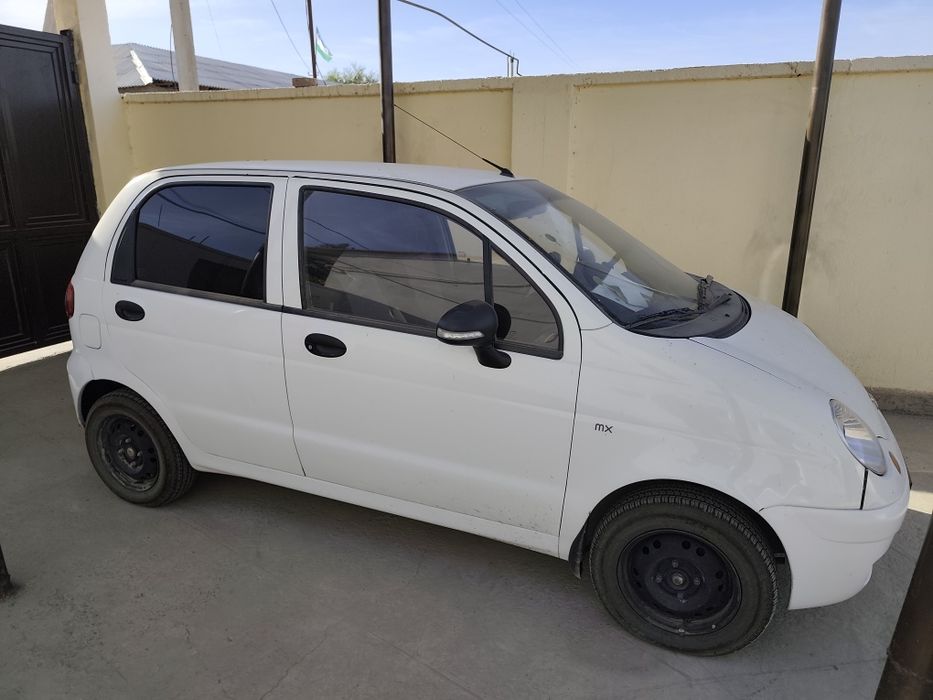 Matiz mx 2013 rangi oq poni radnoy benzinda probeg 110 ming