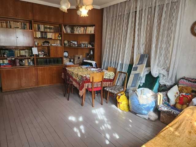 Продава се Четиристаен апартамент в Търговище, Център - 111 кв.м за 942 €/кв.м - Снимка #8