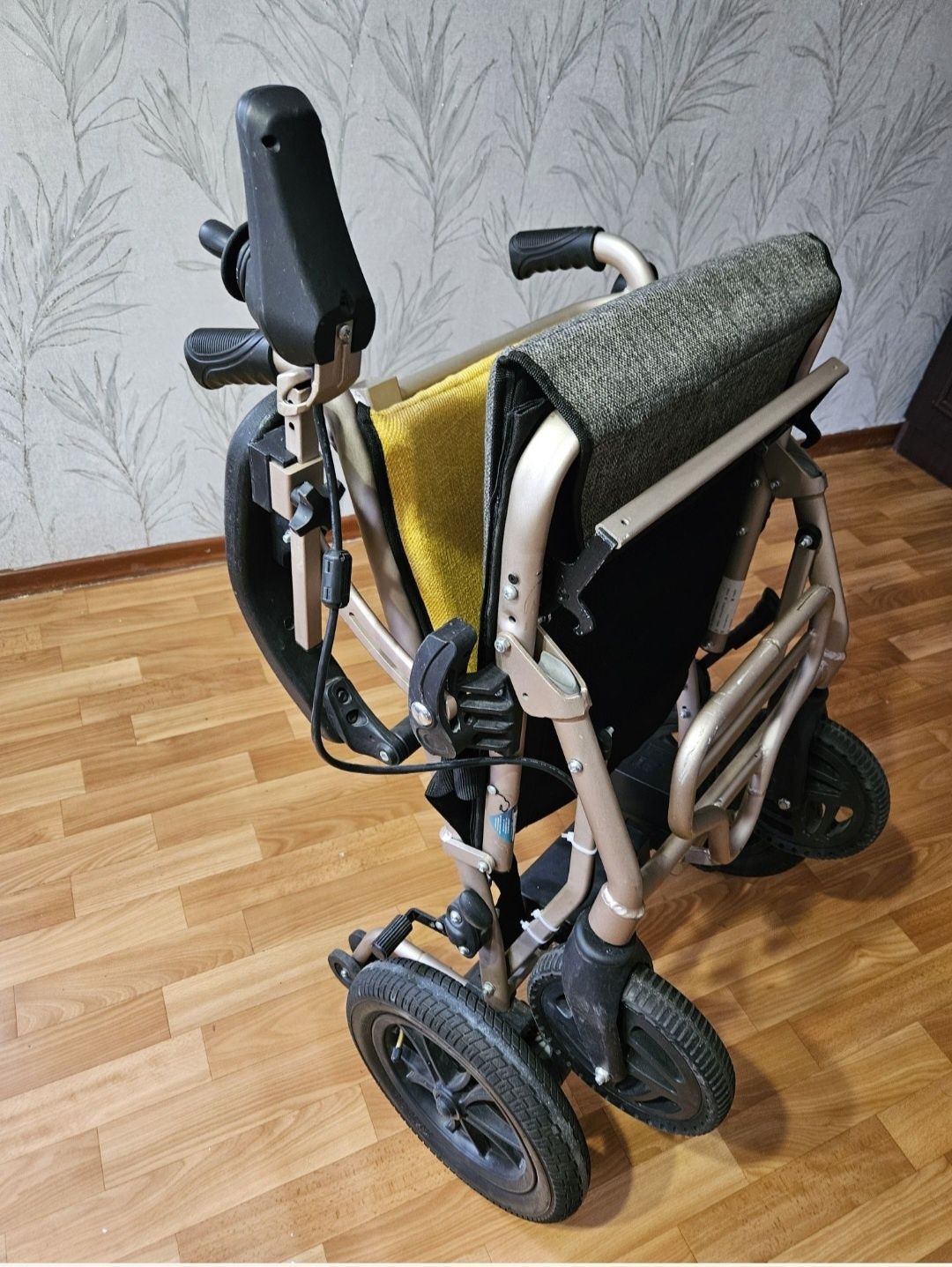 Электрическое кресло-коляска Hubang HBLD3-C