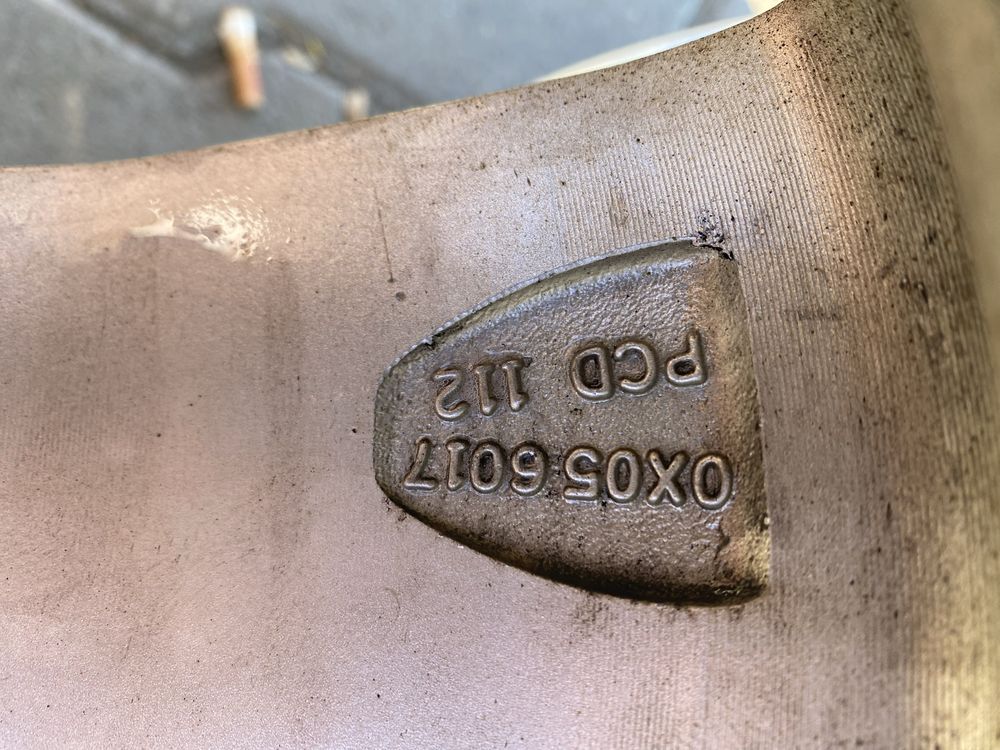 Jante origi 17 5 112 Wv Passat Touran Saran Jetta Golf 5 6 7 Audi Skod