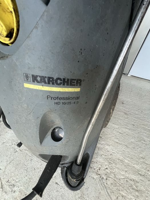 Karcher profesional HD 10/25-4 S