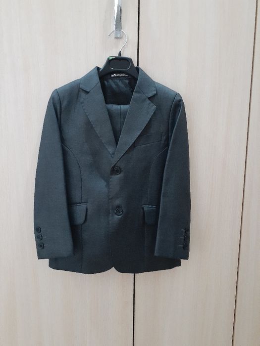 Продам школьную форму