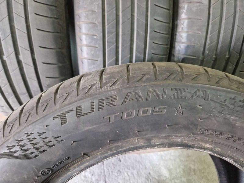 4 Bridgestone R17 225/55
летни гуми DOT0621