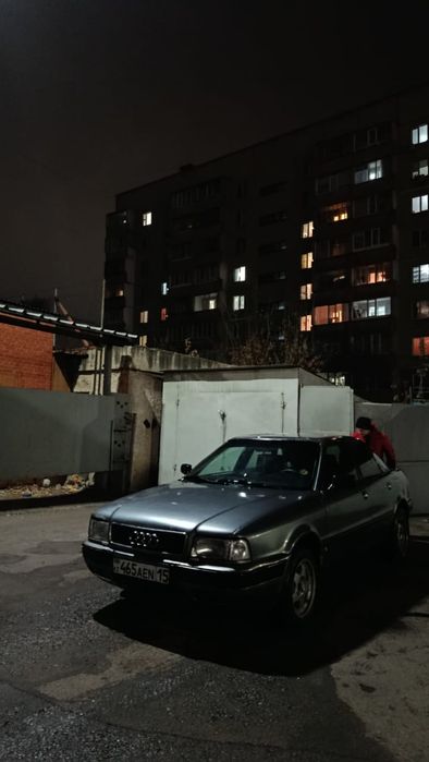 Продам Ауди 80 б4