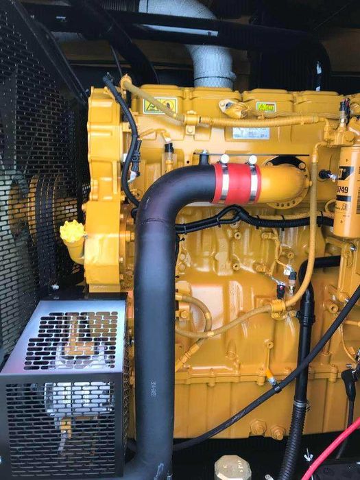 Generator Caterpillar 550 kVa motor Cat C15 nou, garantie, an 2022